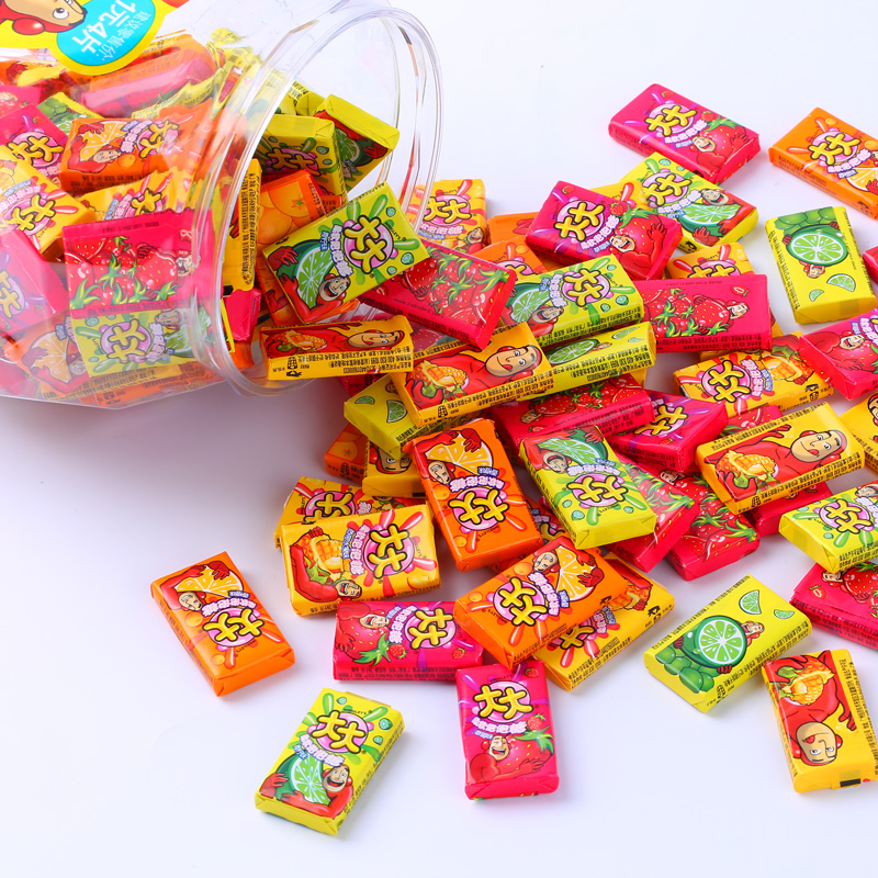 童趣满溢的甜蜜回忆 大大泡泡糖什锦味150片桶装，不仅是糖果，更是童年