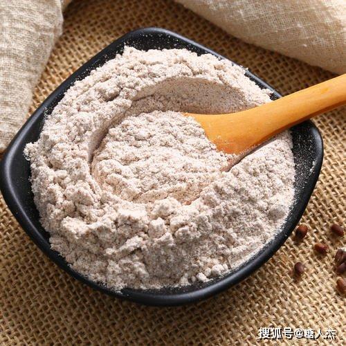 “糖人杰”的控糖日记 黑面与豆面，我的血糖“守护者”